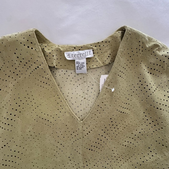 Key lime Poncho - Picture 2 of 2